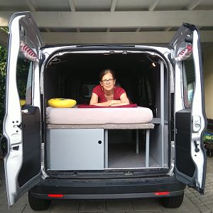 Fiat Doblo Maxi Cargo 2015 zum Mini-Camper (Mai-Juni 2018)